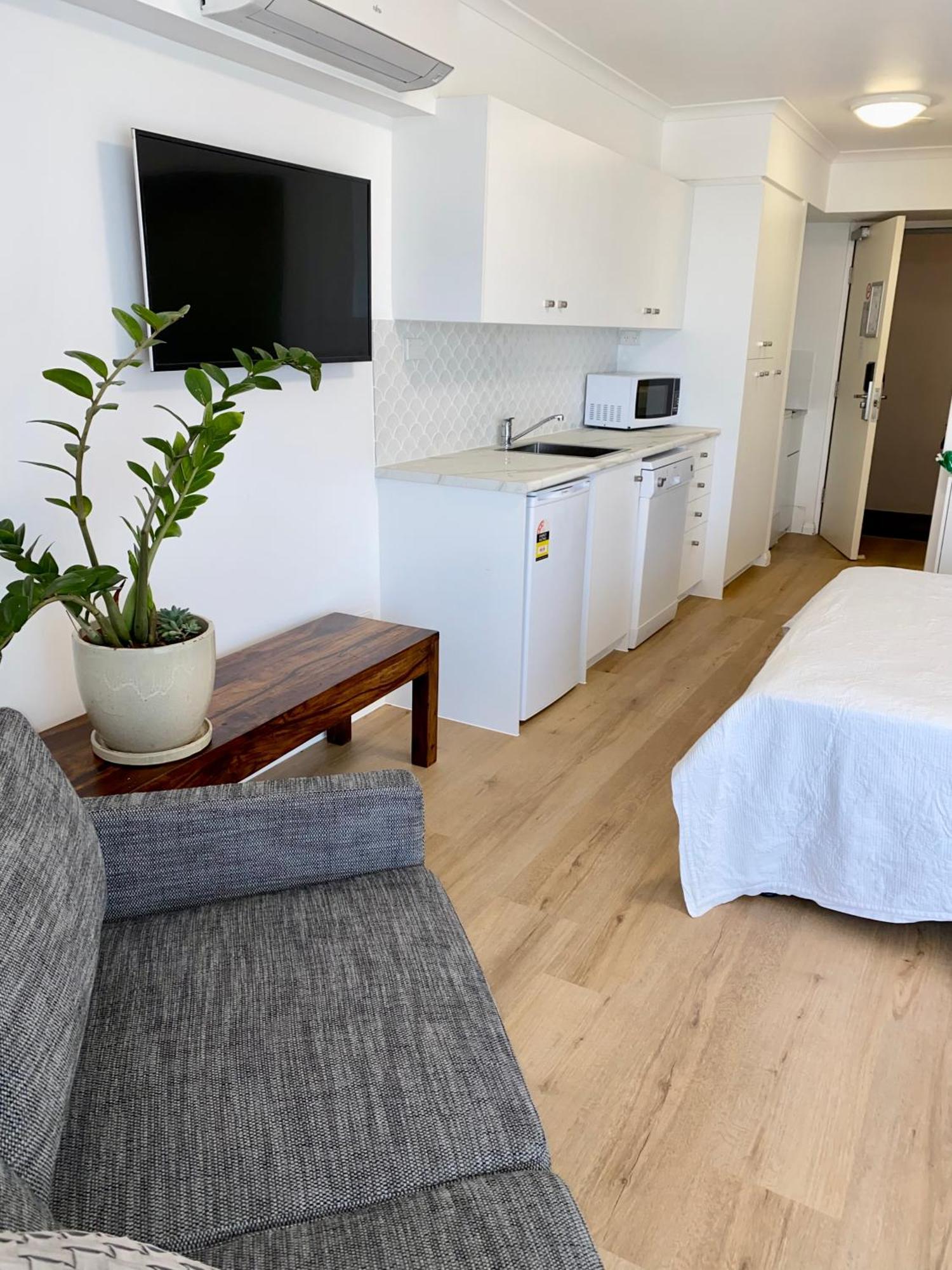 אלכסנדרה הדלנד Resort Queen Studio At Alex Beach Resort מראה חיצוני תמונה